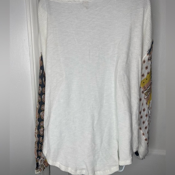 Free People NWT We The Free Blossom Floral Thermal Balloon Sleeves - Picture 6 of 7